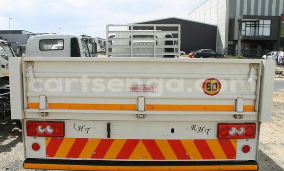 Buy Used Mercedes‒Benz 117 White Truck in Mbabane in Manzini Buy Used Mercedes‒Benz 117 White Truck in Mbabane in Manzini