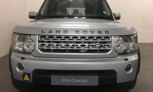 Nunua Ilio tumika Land Rover Discovery Sport Silver Gari ndani ya Bhunya nchini Manzini Nunua Ilio tumika Land Rover Discovery Sport Silver Gari ndani ya Bhunya nchini Manzini