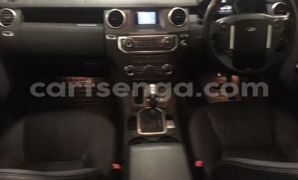 Nunua Ilio tumika Land Rover Discovery Sport Silver Gari ndani ya Bhunya nchini Manzini Nunua Ilio tumika Land Rover Discovery Sport Silver Gari ndani ya Bhunya nchini Manzini