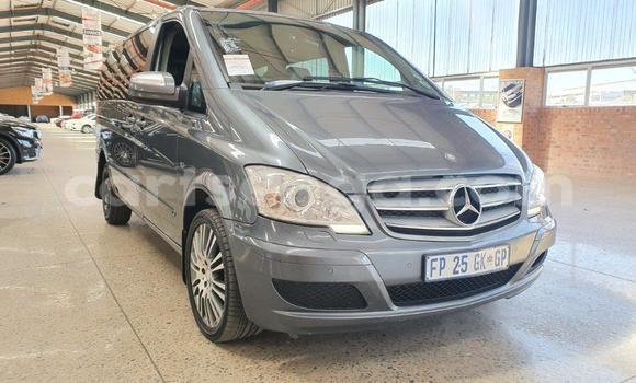 Acheter Occasion Voiture Mercedes‒Benz Viano Gris à Mbabane, Manzini Acheter Occasion Voiture Mercedes‒Benz Viano Gris à Mbabane, Manzini