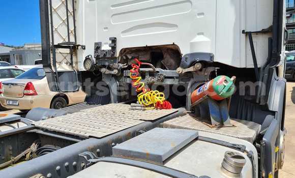 Acheter Occasion Utilitaire Scania R420 Blanc à Mbabane, Manzini Acheter Occasion Utilitaire Scania R420 Blanc à Mbabane, Manzini