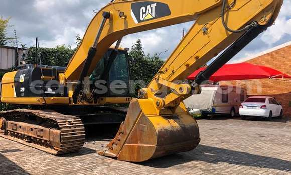 Buy Used Caterpillar 120 Other Truck in Ezulwini in Hhohho Buy Used Caterpillar 120 Other Truck in Ezulwini in Hhohho