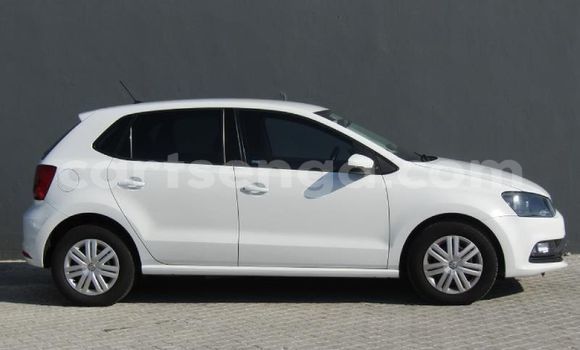 Buy Used Volkswagen Polo White Car in Bulembu in Hhohho Buy Used Volkswagen Polo White Car in Bulembu in Hhohho
