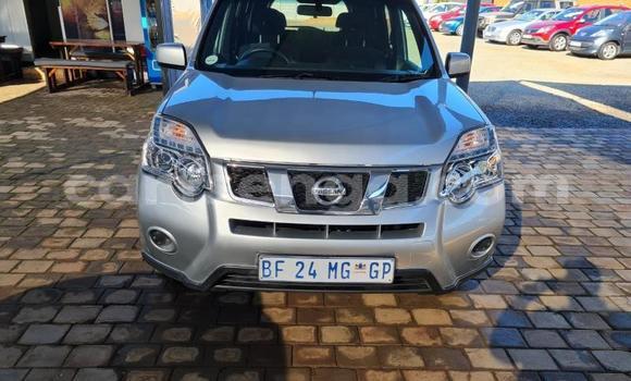 Nunua Ilio tumika Nissan X–Trail Silver Gari ndani ya Mbabane nchini Manzini Nunua Ilio tumika Nissan X–Trail Silver Gari ndani ya Mbabane nchini Manzini