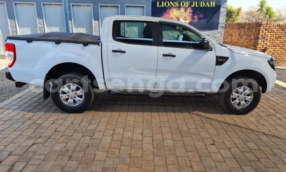 Nunua Ilio tumika Ford Ranger White Gari ndani ya Mbabane nchini Manzini Nunua Ilio tumika Ford Ranger White Gari ndani ya Mbabane nchini Manzini