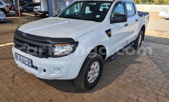 Nunua Ilio tumika Ford Ranger White Gari ndani ya Mbabane nchini Manzini Nunua Ilio tumika Ford Ranger White Gari ndani ya Mbabane nchini Manzini