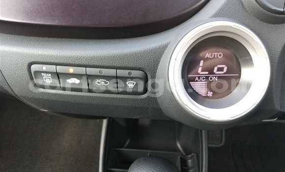 Nunua Ilio tumika Honda FIT White Gari ndani ya Ezulwini nchini Hhohho Nunua Ilio tumika Honda FIT White Gari ndani ya Ezulwini nchini Hhohho