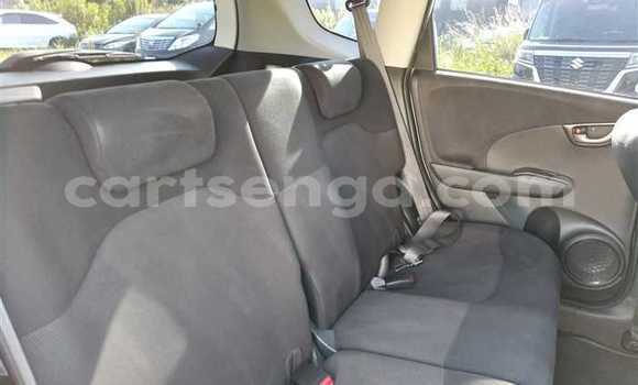 Nunua Ilio tumika Honda FIT White Gari ndani ya Ezulwini nchini Hhohho Nunua Ilio tumika Honda FIT White Gari ndani ya Ezulwini nchini Hhohho