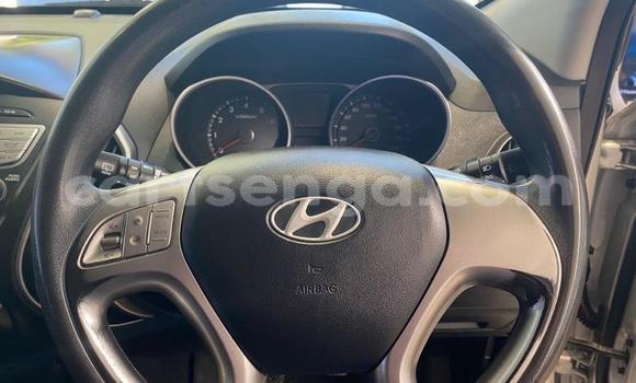 Acheter Occasion Voiture Hyundai ix35 Gris à Ezulwini, Hhohho Acheter Occasion Voiture Hyundai ix35 Gris à Ezulwini, Hhohho