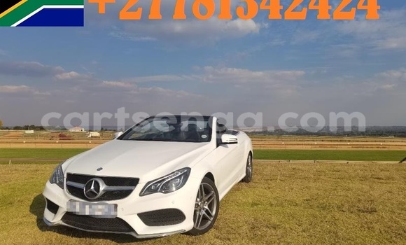 Nunua Ilio tumika Mercedes-Benz E-Classe White Gari ndani ya Mbabane nchini Manzini