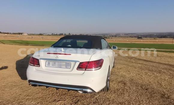 Buy Used Mercedes-Benz E-Classe White Car in Mbabane in Manzini Buy Used Mercedes-Benz E-Classe White Car in Mbabane in Manzini