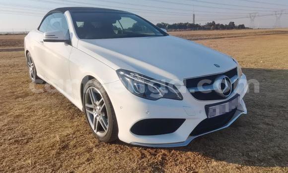 Buy Used Mercedes-Benz E-Classe White Car in Mbabane in Manzini Buy Used Mercedes-Benz E-Classe White Car in Mbabane in Manzini