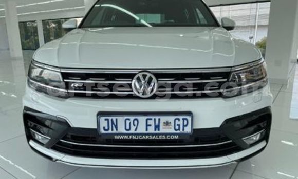 Buy Used Volkswagen Tiguan White Car in Ezulwini in Hhohho