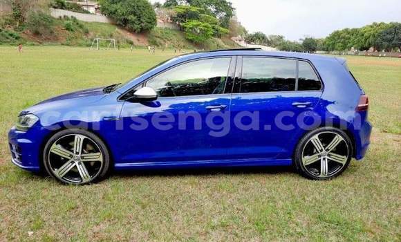 Buy Used Volkswagen Golf R Blue Car in Manzini in Manzini Buy Used Volkswagen Golf R Blue Car in Manzini in Manzini