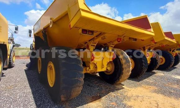 Acheter Occasion Utilitaire Volvo F4 Autre à Ezulwini, Hhohho Acheter Occasion Utilitaire Volvo F4 Autre à Ezulwini, Hhohho