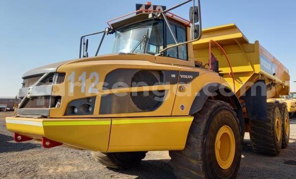 Buy Used Volvo F4 Other Truck in Matsapha in Manzini Buy Used Volvo F4 Other Truck in Matsapha in Manzini