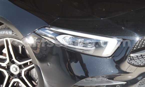 Buy Used Mercedes-Benz A200 Black Car in Ezulwini in Hhohho Buy Used Mercedes-Benz A200 Black Car in Ezulwini in Hhohho