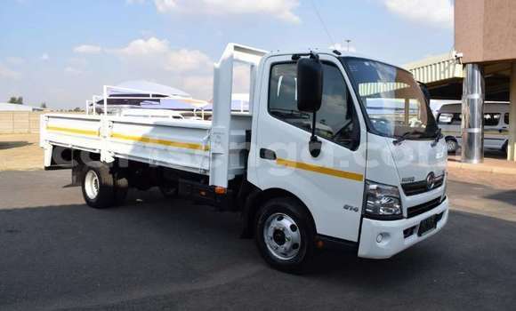 Buy Used Hino 300 Series White Truck in Mbabane in Manzini Buy Used Hino 300 Series White Truck in Mbabane in Manzini