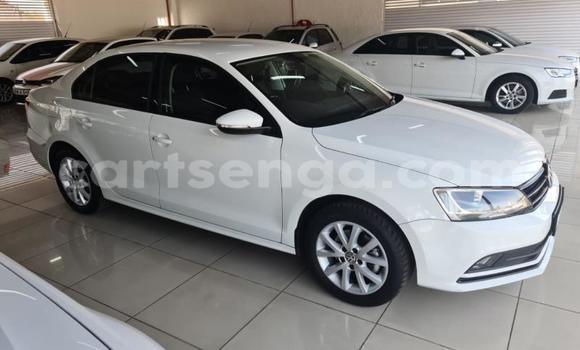 Buy Used Volkswagen Jetta White Car in Mbabane in Manzini Buy Used Volkswagen Jetta White Car in Mbabane in Manzini