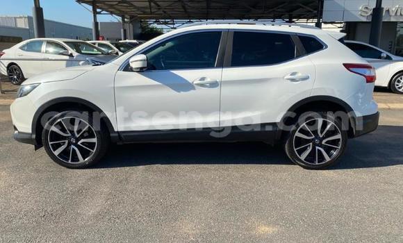 Nunua Ilio tumika Nissan Qashqai White Gari ndani ya Mbabane nchini Manzini Nunua Ilio tumika Nissan Qashqai White Gari ndani ya Mbabane nchini Manzini