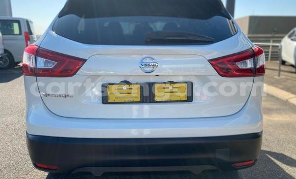 Nunua Ilio tumika Nissan Qashqai White Gari ndani ya Mbabane nchini Manzini Nunua Ilio tumika Nissan Qashqai White Gari ndani ya Mbabane nchini Manzini