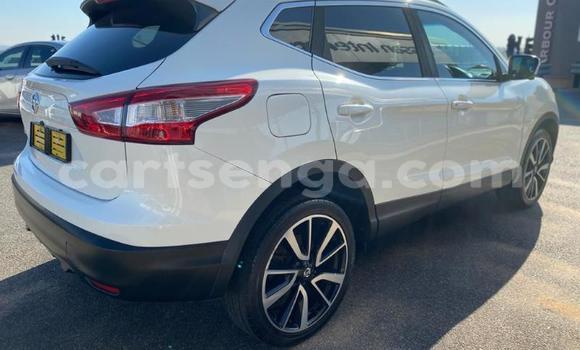Nunua Ilio tumika Nissan Qashqai White Gari ndani ya Mbabane nchini Manzini Nunua Ilio tumika Nissan Qashqai White Gari ndani ya Mbabane nchini Manzini