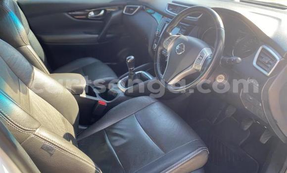 Nunua Ilio tumika Nissan Qashqai White Gari ndani ya Mbabane nchini Manzini Nunua Ilio tumika Nissan Qashqai White Gari ndani ya Mbabane nchini Manzini
