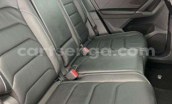 Nunua Ilio tumika Volkswagen Tiguan White Gari ndani ya Ezulwini nchini Hhohho Nunua Ilio tumika Volkswagen Tiguan White Gari ndani ya Ezulwini nchini Hhohho