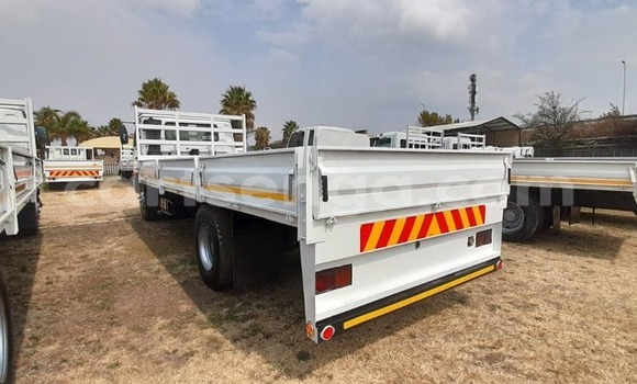 Buy Used Nissan UD White Truck in Mbabane in Manzini Buy Used Nissan UD White Truck in Mbabane in Manzini