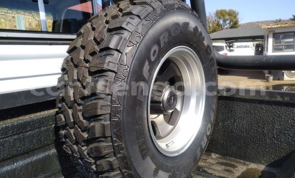 Buy Used Toyota Land Cruiser White Car in Mbabane in Manzini Buy Used Toyota Land Cruiser White Car in Mbabane in Manzini