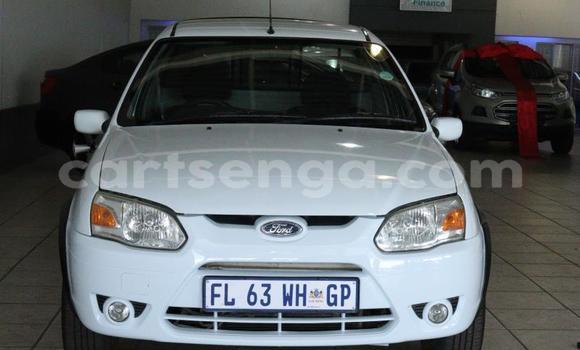 Nunua Ilio tumika Ford Consul White Gari ndani ya Mbabane nchini Manzini Nunua Ilio tumika Ford Consul White Gari ndani ya Mbabane nchini Manzini