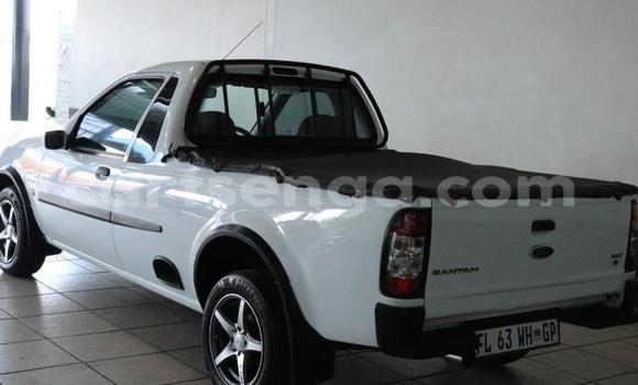 Nunua Ilio tumika Ford Consul White Gari ndani ya Mbabane nchini Manzini Nunua Ilio tumika Ford Consul White Gari ndani ya Mbabane nchini Manzini