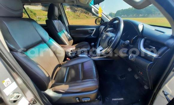 Buy Used Toyota Fortuner Silver Car in Manzini in Manzini Buy Used Toyota Fortuner Silver Car in Manzini in Manzini