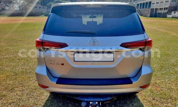 Buy Used Toyota Fortuner Silver Car in Manzini in Manzini Buy Used Toyota Fortuner Silver Car in Manzini in Manzini