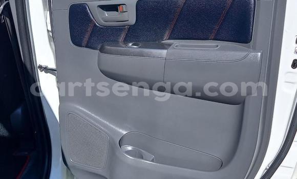 Buy Used Toyota Hilux White Car in Ezulwini in Hhohho Buy Used Toyota Hilux White Car in Ezulwini in Hhohho