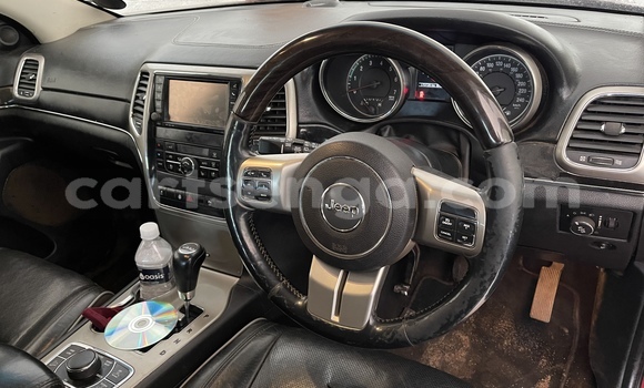 Nunua Ilio tumika Jeep Grand Cherokee Red Gari ndani ya Matsapha nchini Manzini