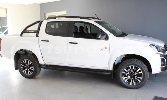 Nunua Ilio tumika Isuzu D–MAX White Gari ndani ya Mbabane nchini Manzini Nunua Ilio tumika Isuzu D–MAX White Gari ndani ya Mbabane nchini Manzini