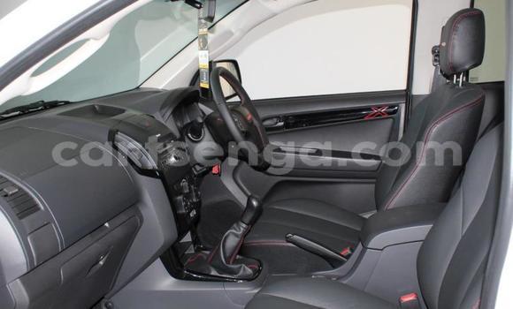 Nunua Ilio tumika Isuzu D–MAX White Gari ndani ya Mbabane nchini Manzini Nunua Ilio tumika Isuzu D–MAX White Gari ndani ya Mbabane nchini Manzini