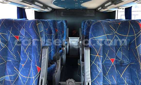 Acheter Occasion Utilitaire Volvo F4 Blanc à Mbabane, Manzini Acheter Occasion Utilitaire Volvo F4 Blanc à Mbabane, Manzini