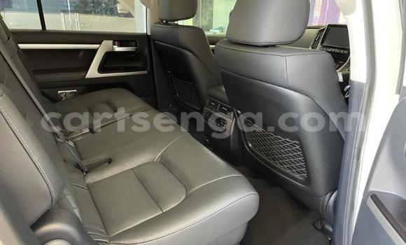 Buy Used Toyota Land Cruiser White Car in Ezulwini in Hhohho Buy Used Toyota Land Cruiser White Car in Ezulwini in Hhohho