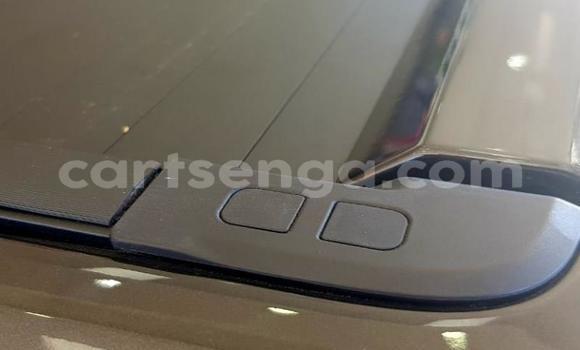 Buy Used Toyota Hilux Silver Car in Ezulwini in Hhohho Buy Used Toyota Hilux Silver Car in Ezulwini in Hhohho