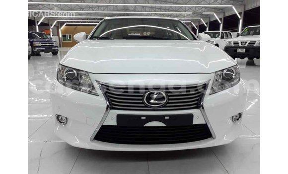 Buy Import Lexus ES White Car in Import - Dubai in Hhohho Buy Import Lexus ES White Car in Import - Dubai in Hhohho