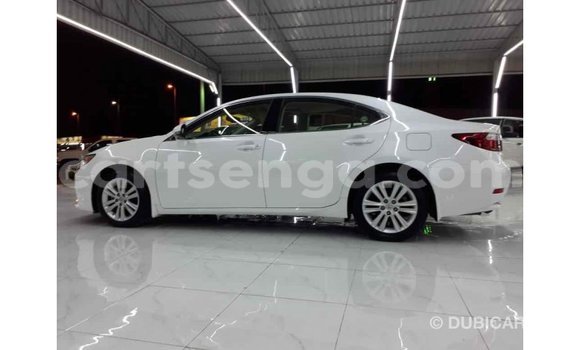 Buy Import Lexus ES White Car in Import - Dubai in Hhohho Buy Import Lexus ES White Car in Import - Dubai in Hhohho