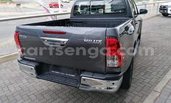 Buy Used Toyota Hilux Silver Car in Ezulwini in Hhohho Buy Used Toyota Hilux Silver Car in Ezulwini in Hhohho