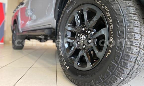 Buy Used Toyota Hilux Silver Car in Mbabane in Manzini Buy Used Toyota Hilux Silver Car in Mbabane in Manzini