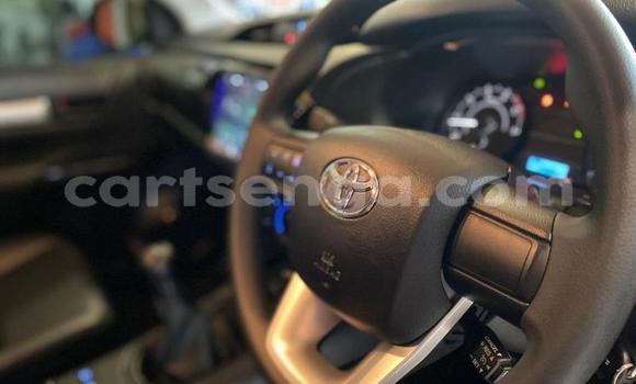 Buy Used Toyota Hilux Silver Car in Mbabane in Manzini Buy Used Toyota Hilux Silver Car in Mbabane in Manzini