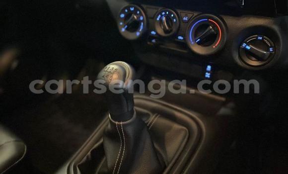 Buy Used Toyota Hilux Silver Car in Mbabane in Manzini Buy Used Toyota Hilux Silver Car in Mbabane in Manzini