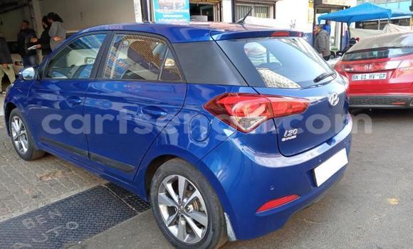 Nunua Ilio tumika Hyundai i20 Blue Gari ndani ya Ezulwini nchini Hhohho Nunua Ilio tumika Hyundai i20 Blue Gari ndani ya Ezulwini nchini Hhohho