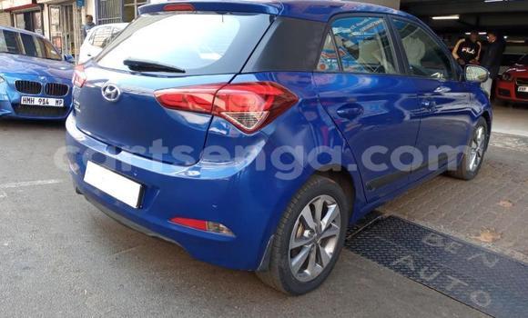 Nunua Ilio tumika Hyundai i20 Blue Gari ndani ya Ezulwini nchini Hhohho Nunua Ilio tumika Hyundai i20 Blue Gari ndani ya Ezulwini nchini Hhohho