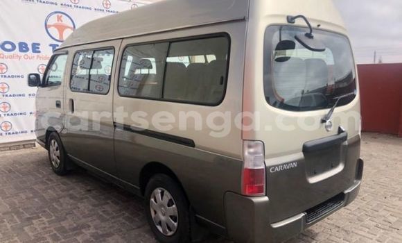 Nunua Ilio tumika Toyota Hiace Silver Gari ndani ya Ezulwini nchini Hhohho Nunua Ilio tumika Toyota Hiace Silver Gari ndani ya Ezulwini nchini Hhohho
